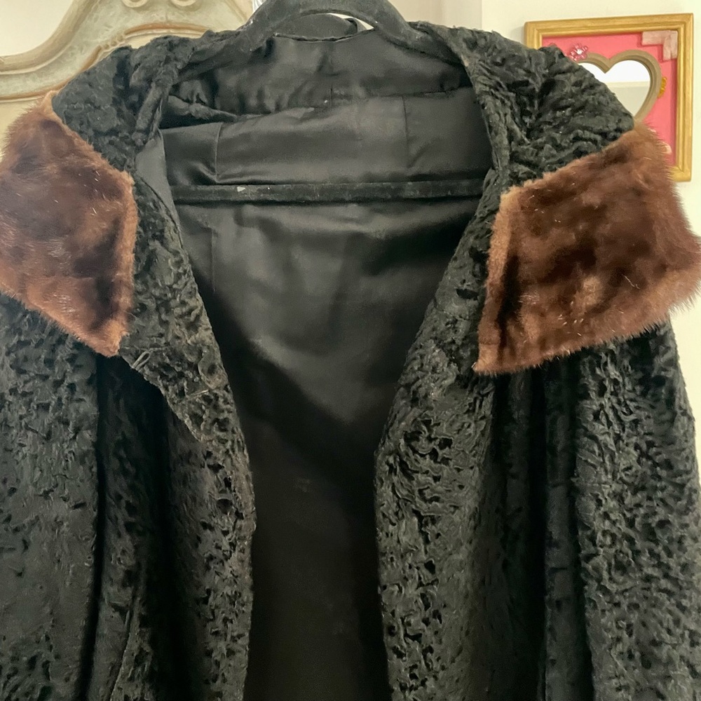 **Dreamy Winter Reversible Fur Crop Coat** - Picture 8 of 8
